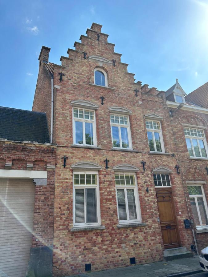 Prestige Vila Ieper Exterior foto