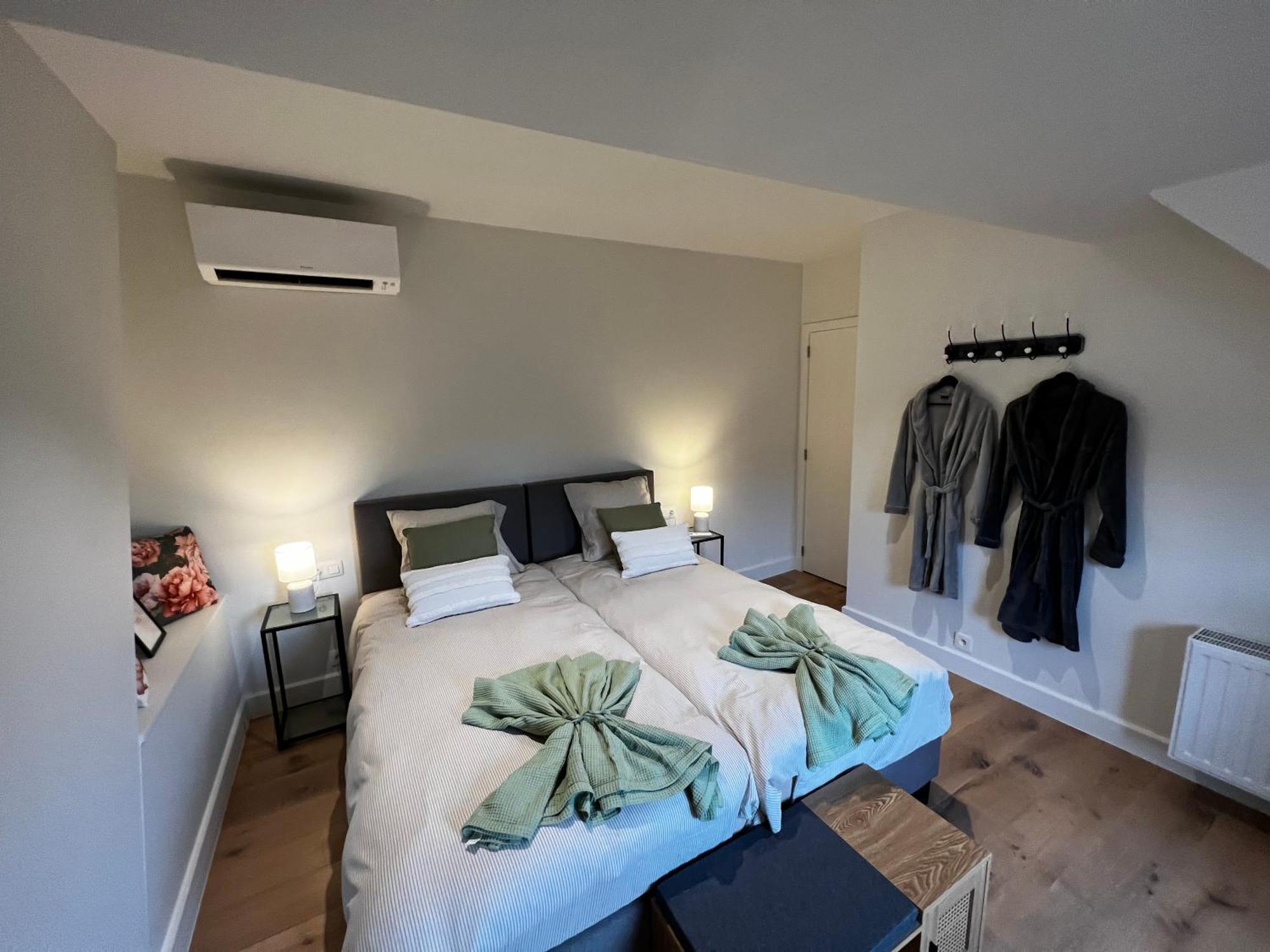 Prestige Vila Ieper Exterior foto